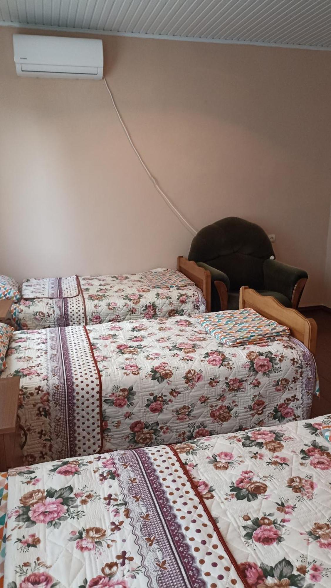 Guest House Giorgi Уреки Екстериор снимка