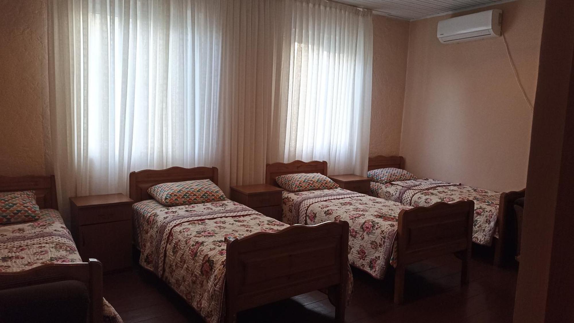 Guest House Giorgi Уреки Екстериор снимка